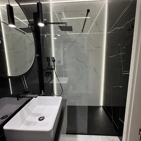 Dluga Cosy , 2 Rooms, 24h Self Check-in * Poznan